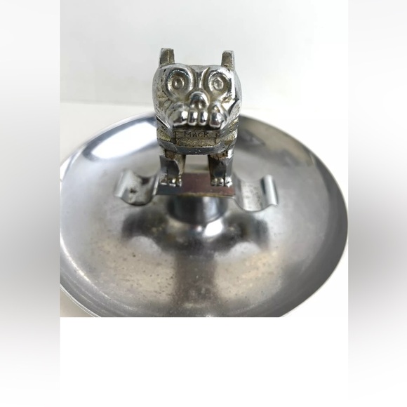 Vintage MACK Bulldog Chrome 7" CIGAR ASHTRAY - Picture 2 of 8